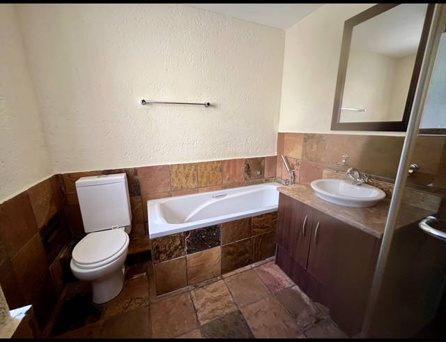 3 BEDROOM HOUSE TO LET IN SONHEUWEL EXT 1